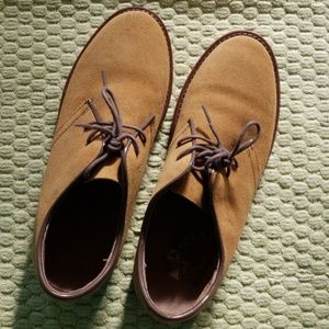 Beautiful Vintage Style Suede Shoes